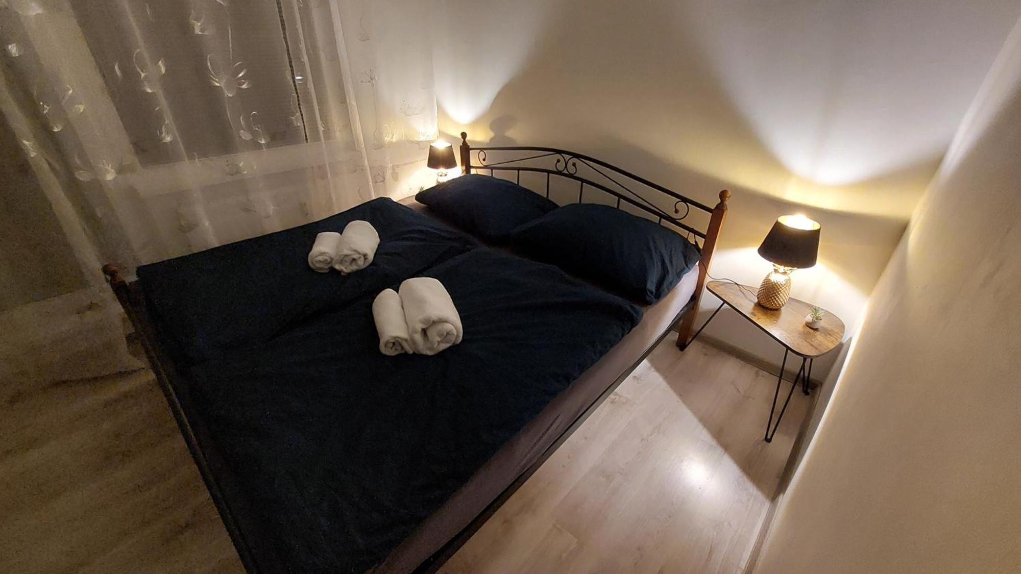 Apartman Surany Exterior foto